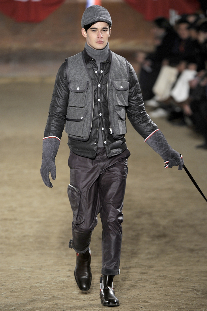 Moncler 2011ﶬbDƬ