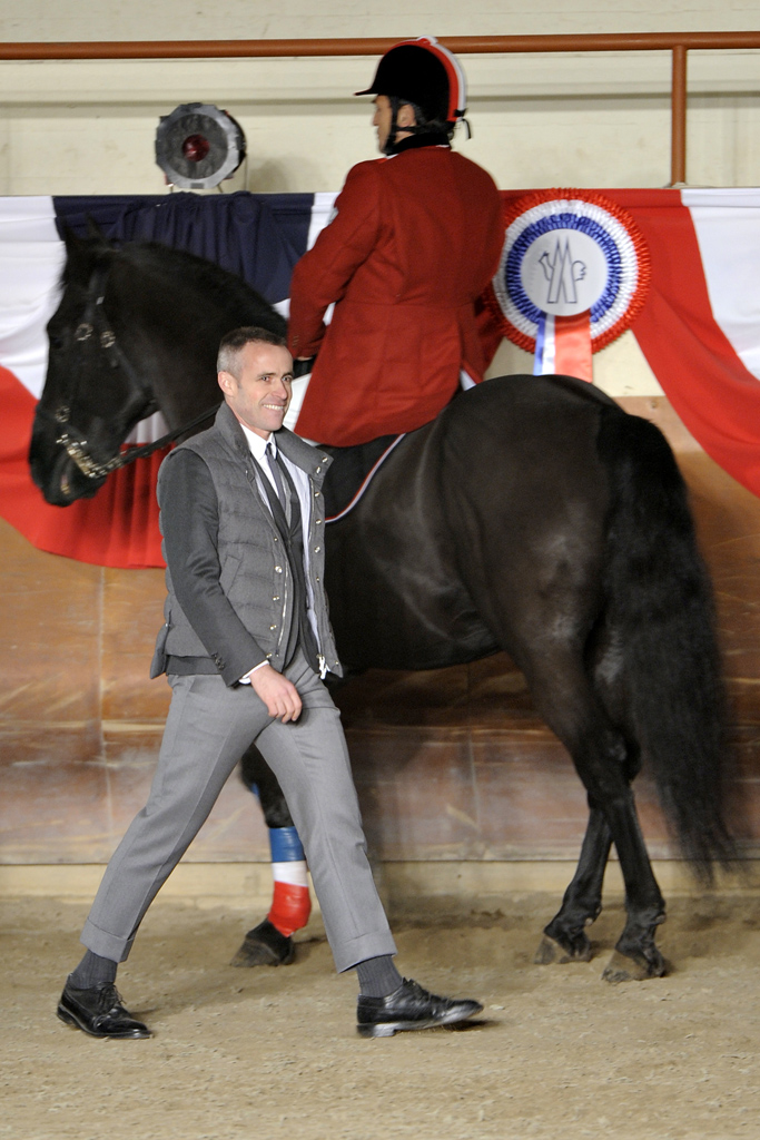 Moncler 2011ﶬbDƬ