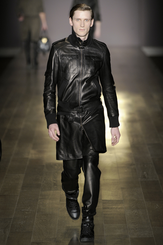 Trussardi 1911 2011秋冬男裝