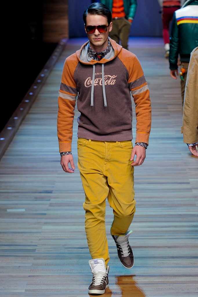 D&G 2011 ﶬbDƬ