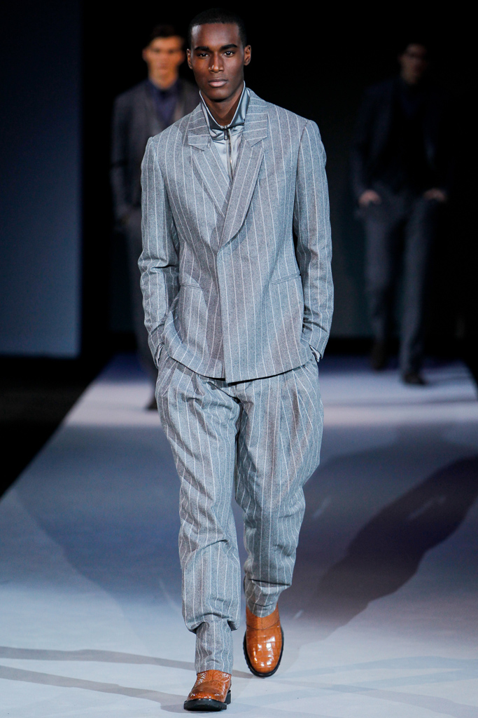 Giorgio Armani 2011 ﶬbDƬ