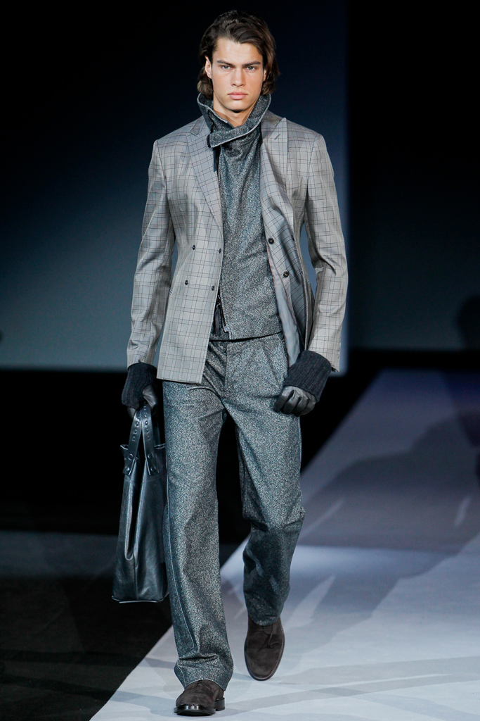 Giorgio Armani 2011 ﶬbDƬ