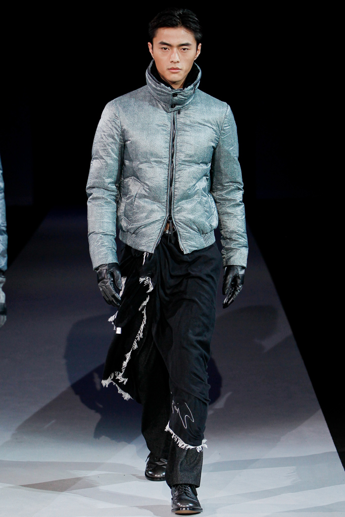 Giorgio Armani 2011 ﶬbDƬ