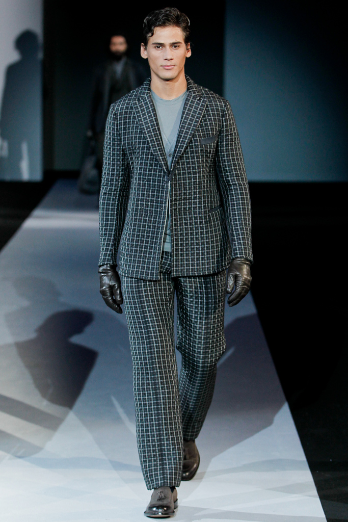 Giorgio Armani 2011 ﶬbDƬ