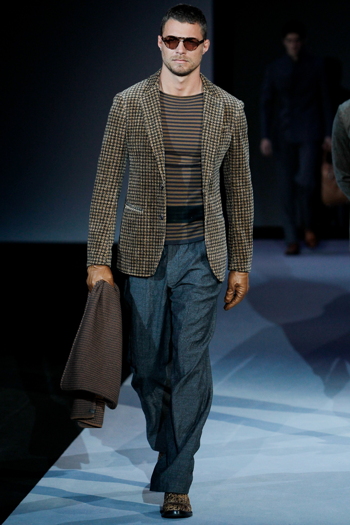 Giorgio Armani 2011 ﶬbDƬ