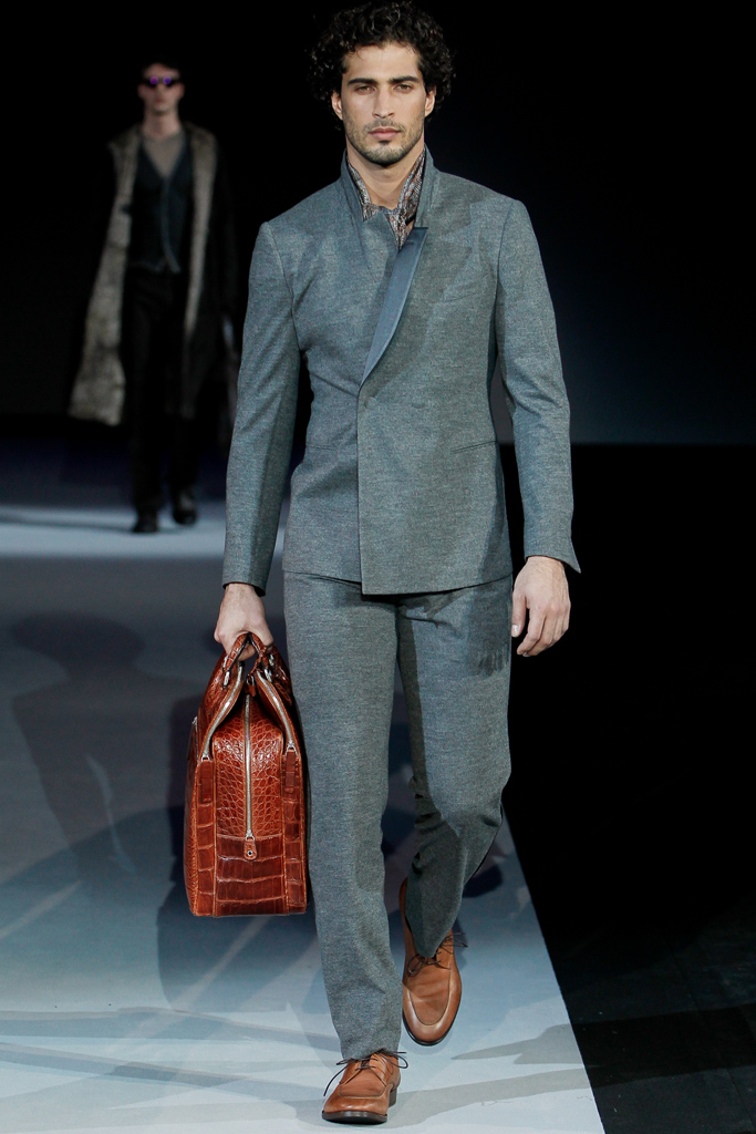 Giorgio Armani 2011 ﶬbDƬ