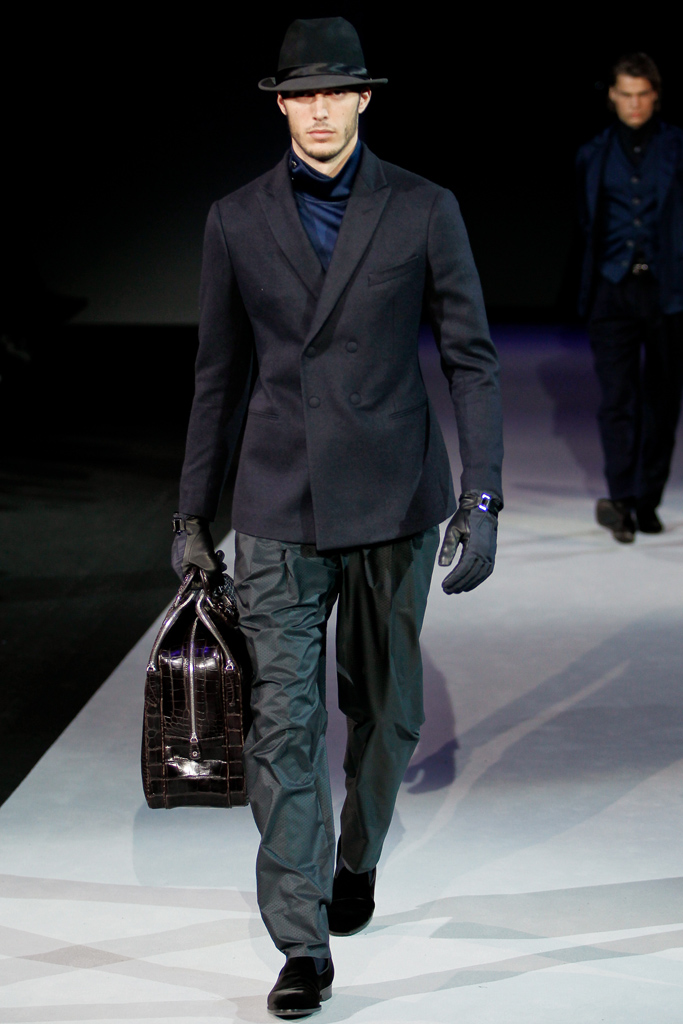 Giorgio Armani 2011 ﶬbDƬ