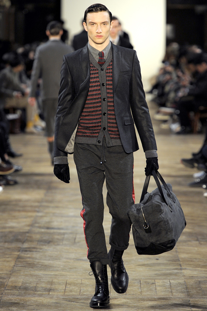 Kenzo 2011 ﶬbDƬ