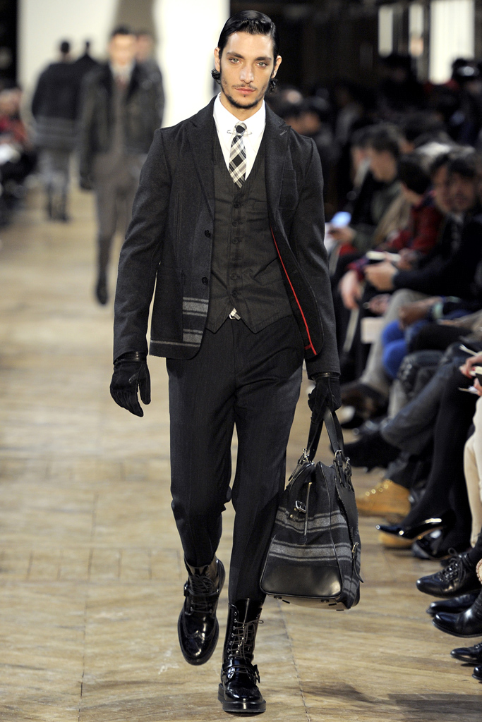 Kenzo 2011 ﶬbDƬ
