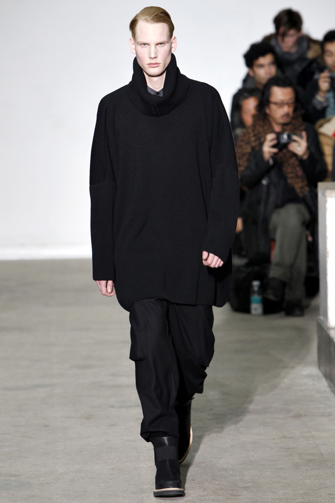 Kris Van Assche 2011 ﶬbDƬ