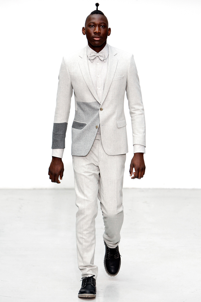 Walter Van Beirendonck 2011 ﶬbDƬ