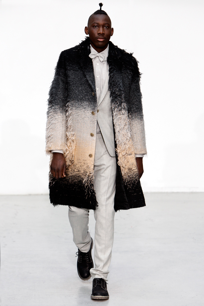 Walter Van Beirendonck 2011 ﶬbDƬ