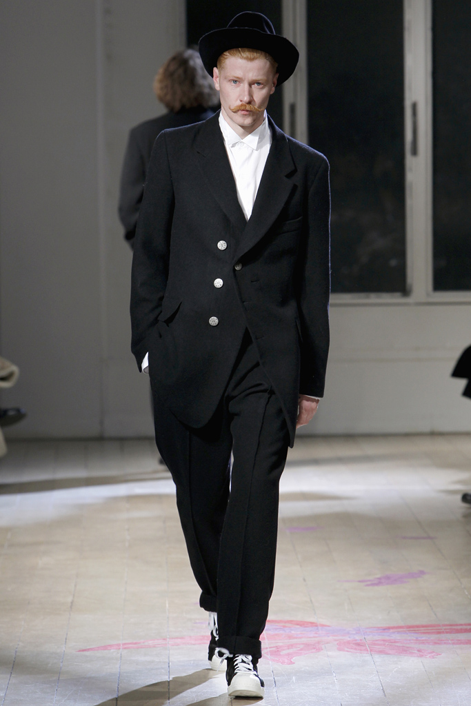 Yohji Yamamoto 2011 ﶬbDƬ