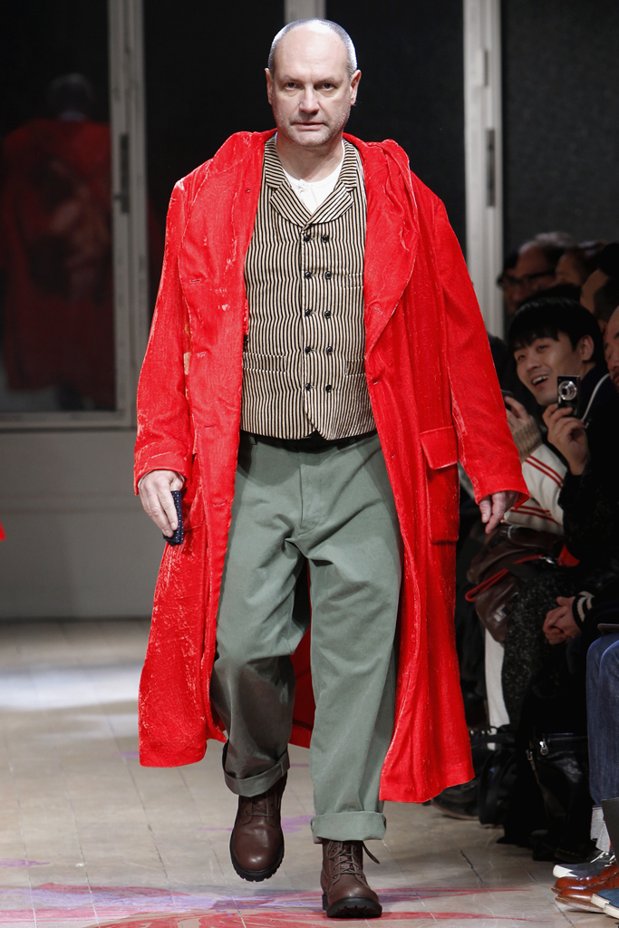 Yohji Yamamoto 2011 ﶬbDƬ