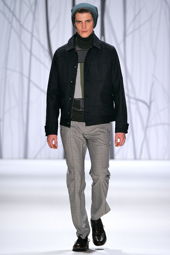 Perry Ellis 2011 ﶬbDƬ