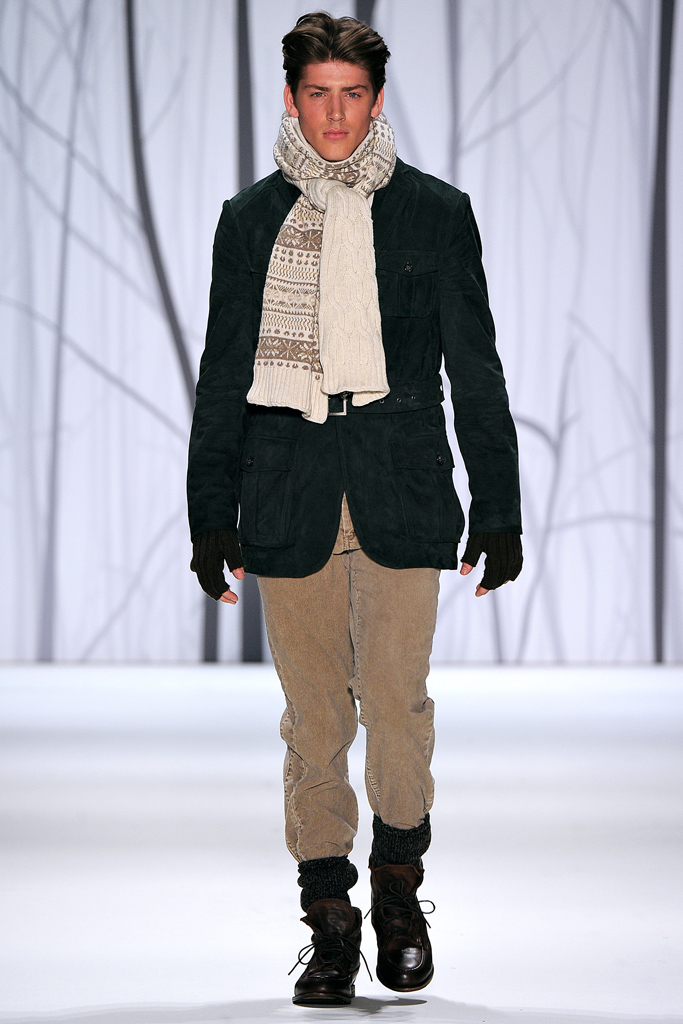 Perry Ellis 2011 ﶬbDƬ