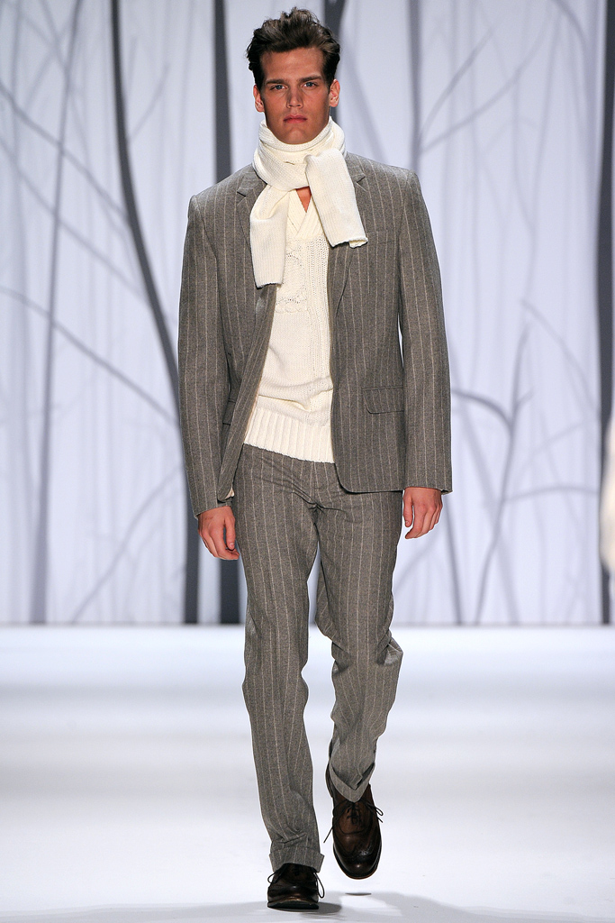 Perry Ellis 2011 ﶬbDƬ