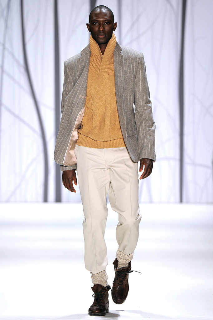 Perry Ellis 2011 ﶬbDƬ