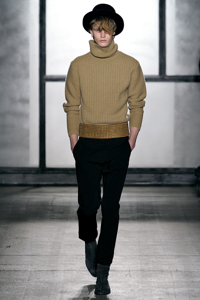 Robert Geller 2011 ﶬbDƬ