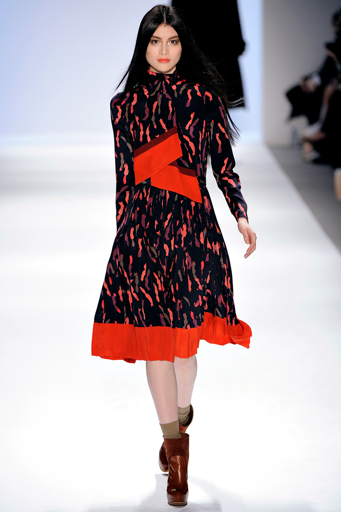 Jill Stuart 2011 ﶬ¸DƬ