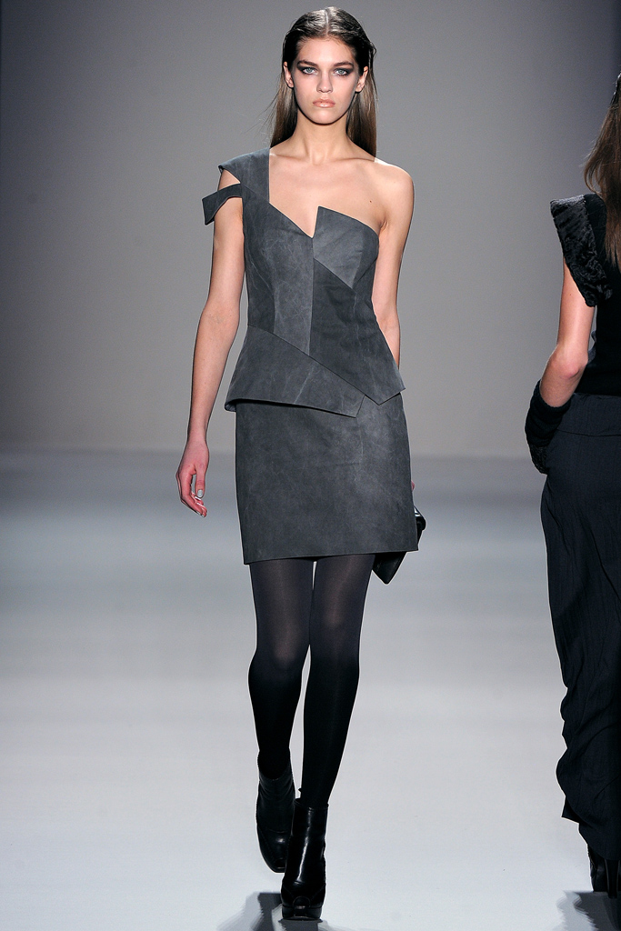 Nicole Miller 2011 ﶬ¸DƬ