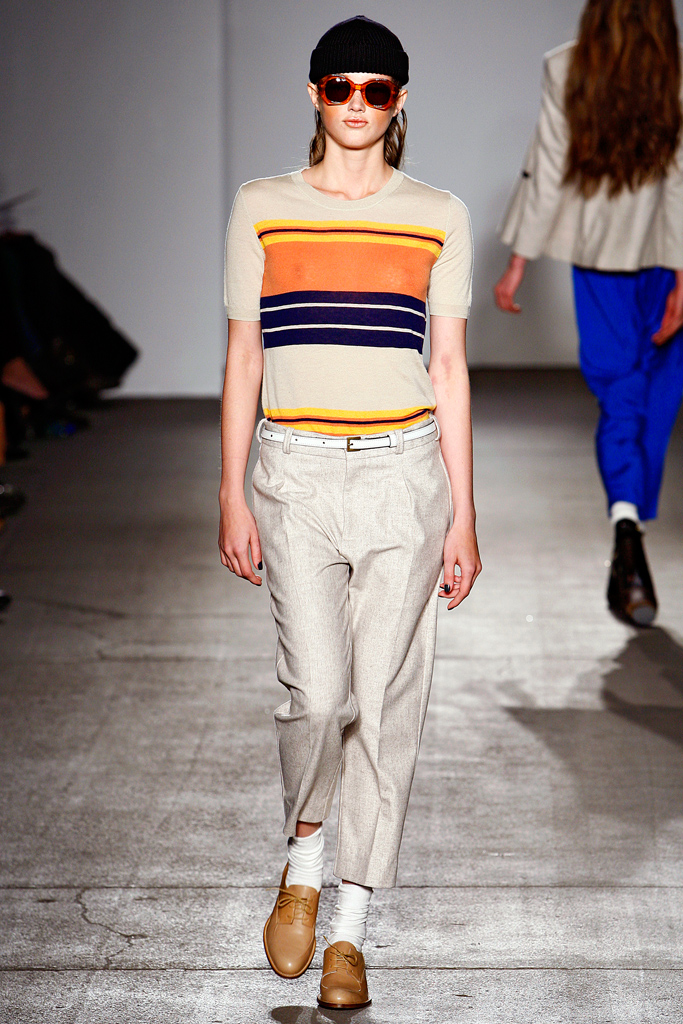 Karen Walker 2011  ﶬ¸DƬ