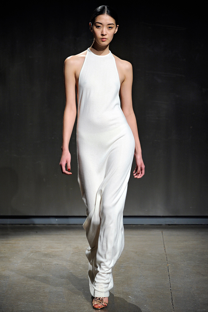 Halston  2011 ﶬ¸DƬ