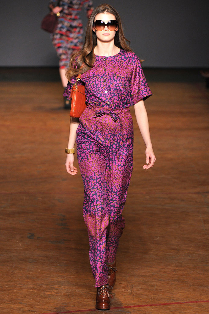 Marc by Marc Jacobs  2011 ﶬ¸DƬ