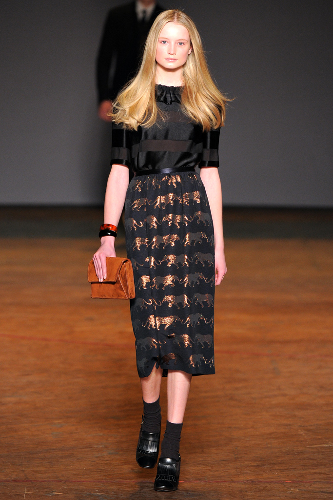 Marc by Marc Jacobs  2011 ﶬ¸DƬ