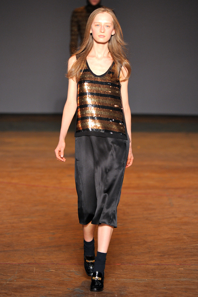 Marc by Marc Jacobs  2011 ﶬ¸DƬ