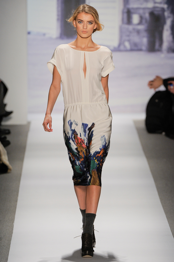 Tibi  2011 ﶬ¸DƬ