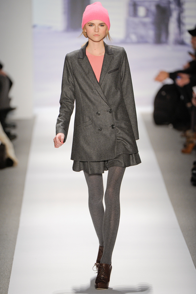 Tibi  2011 ﶬ¸DƬ
