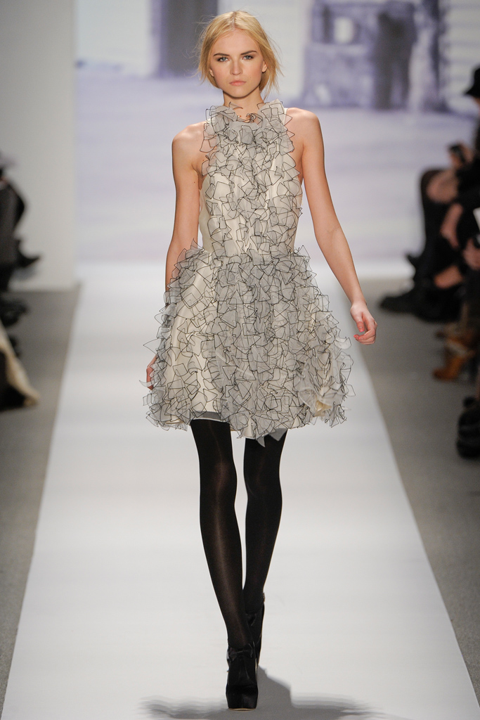 Tibi  2011 ﶬ¸DƬ