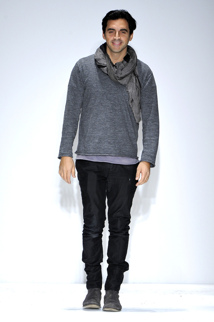 Yigal Azrouel  2011 ﶬ¸DƬ