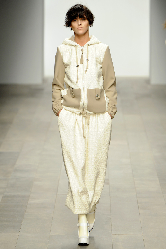 Betty Jackson 2011ﶬ¸DƬ