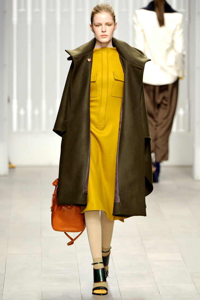 Jaeger London 2011秋冬成衣