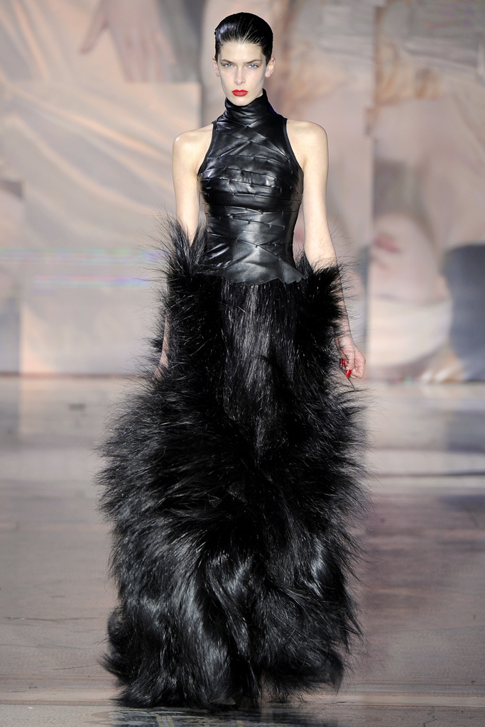 Giles 2011ﶬ¸DƬ