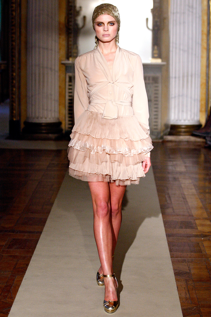 Luisa Beccaria 2011ﶬ¸DƬ