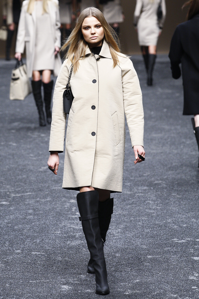 Blumarine 2011ﶬ¸DƬ