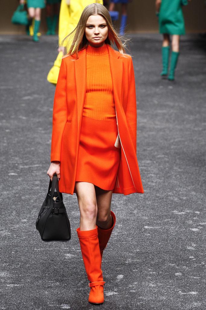 Blumarine 2011ﶬ¸DƬ