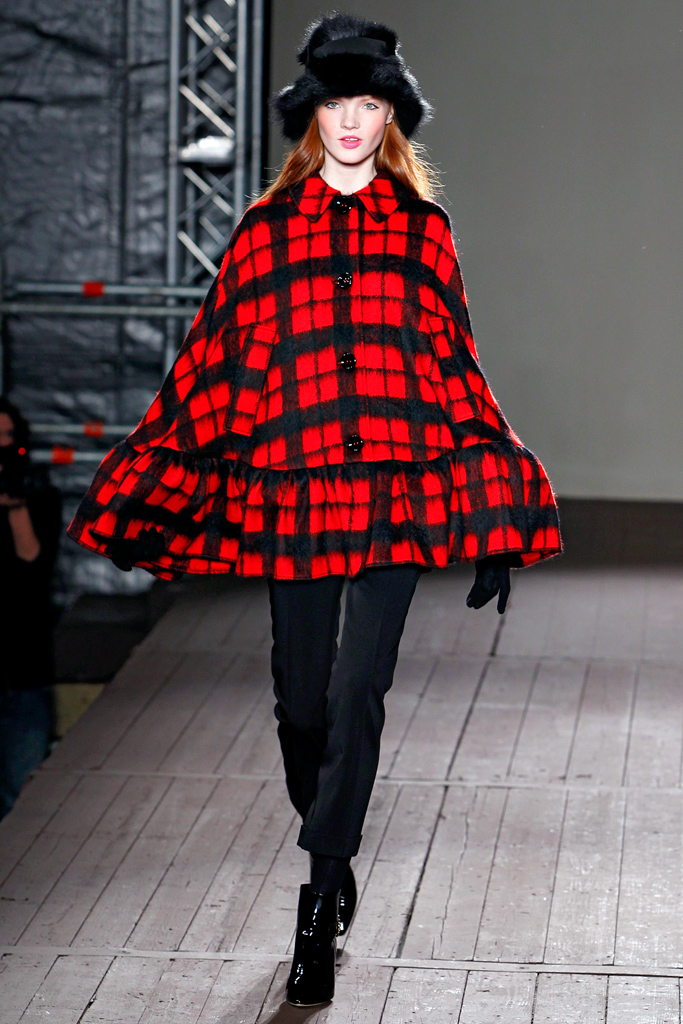 Moschino Cheap And Chic 2011秋冬成衣高清圖片