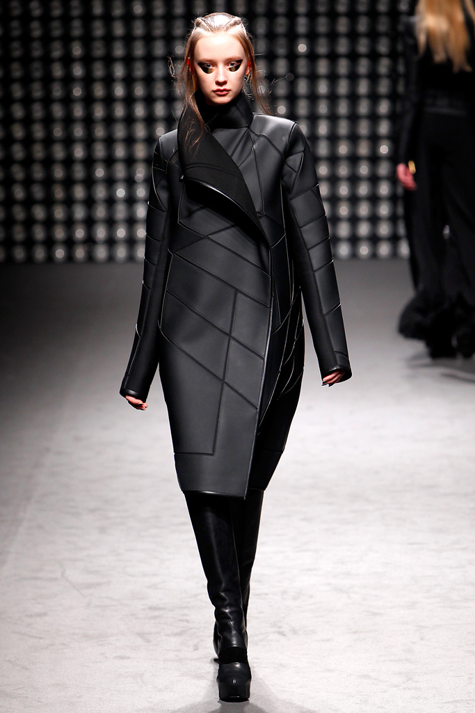 Gareth Pugh 2011ﶬ¸DƬ