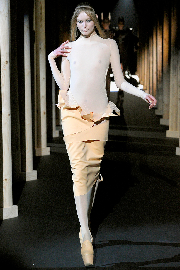 Mugler 2011ﶬ¸DƬ