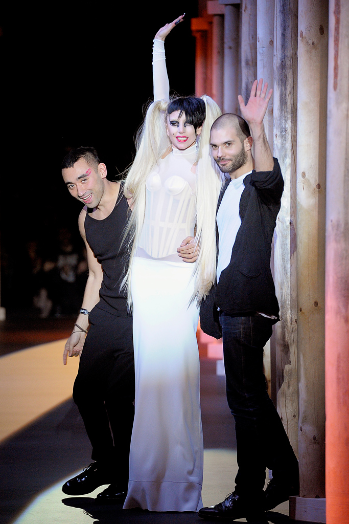 Mugler 2011ﶬ¸DƬ