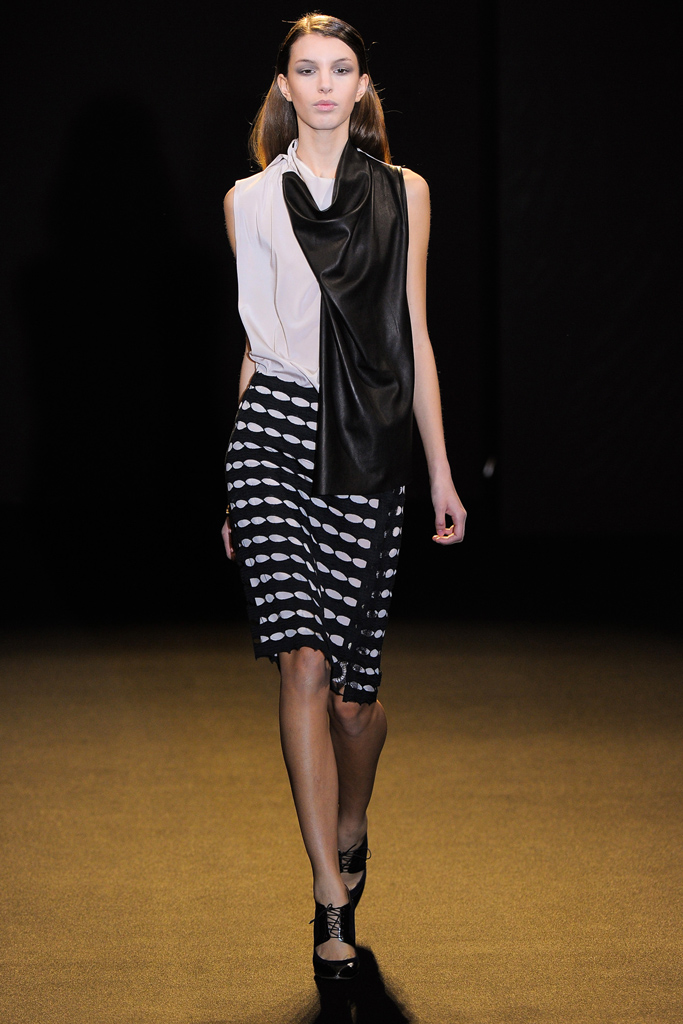 Sharon Wauchob 2011ﶬ¸DƬ