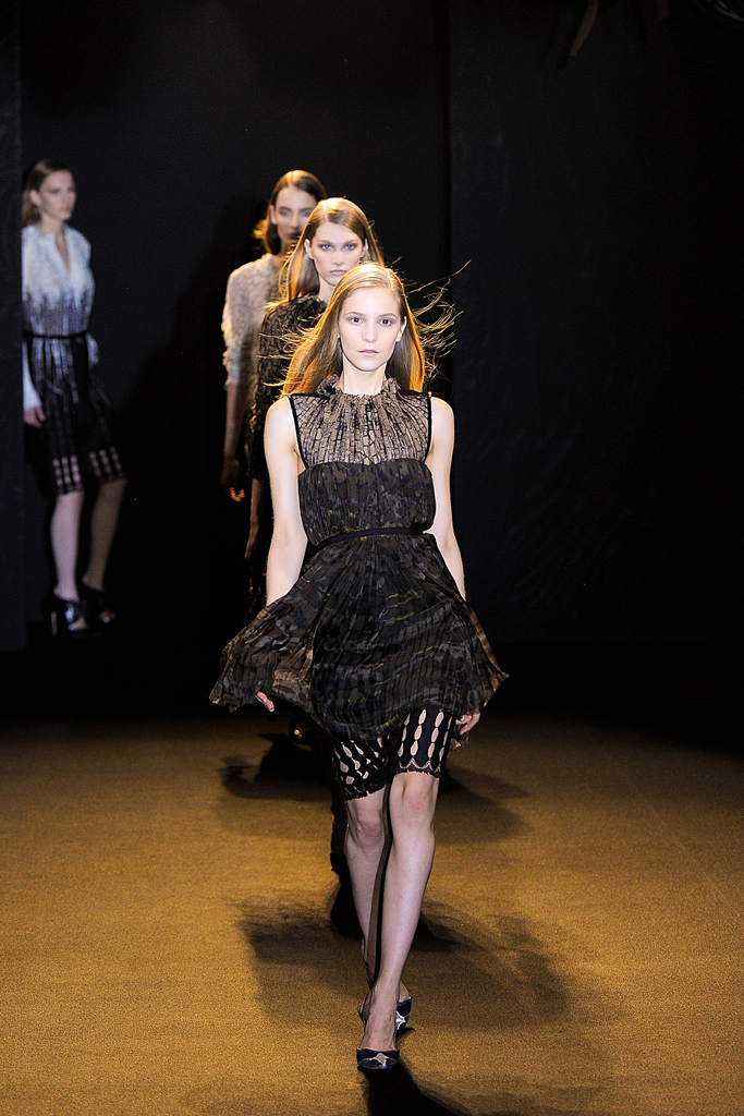 Sharon Wauchob 2011ﶬ¸DƬ