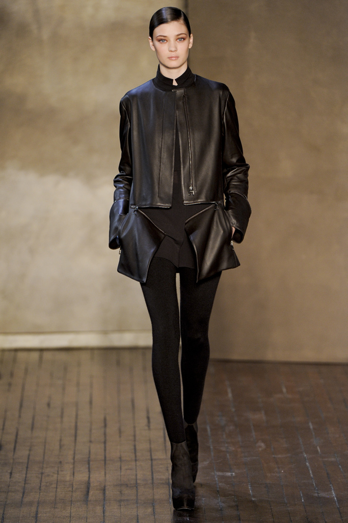Akris 2011ﶬ DƬ