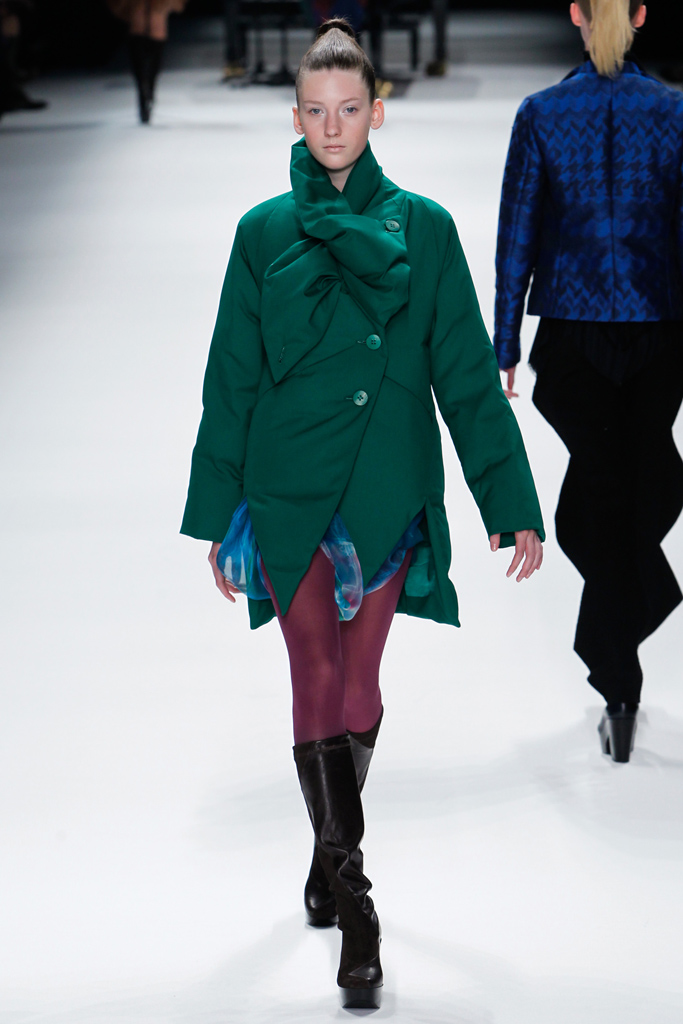 Issey Miyake 2011ﶬ DƬ