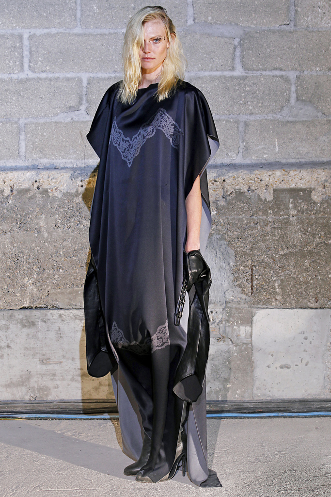 Maison Martin Margiela 2011ﶬ DƬ