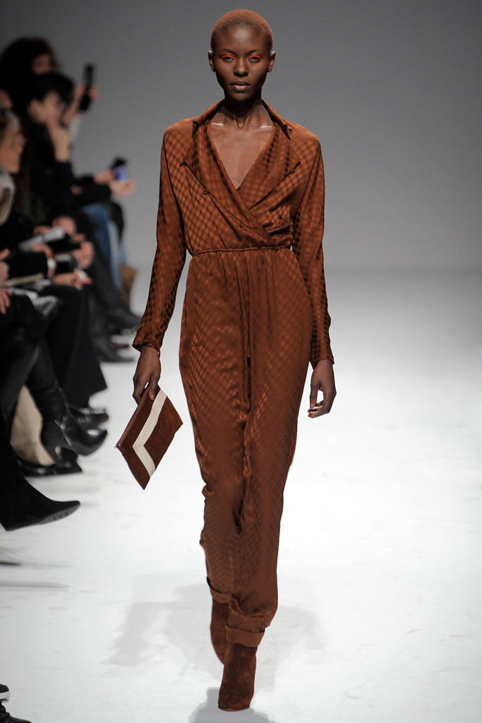 Martin Grant 2011ﶬ DƬ